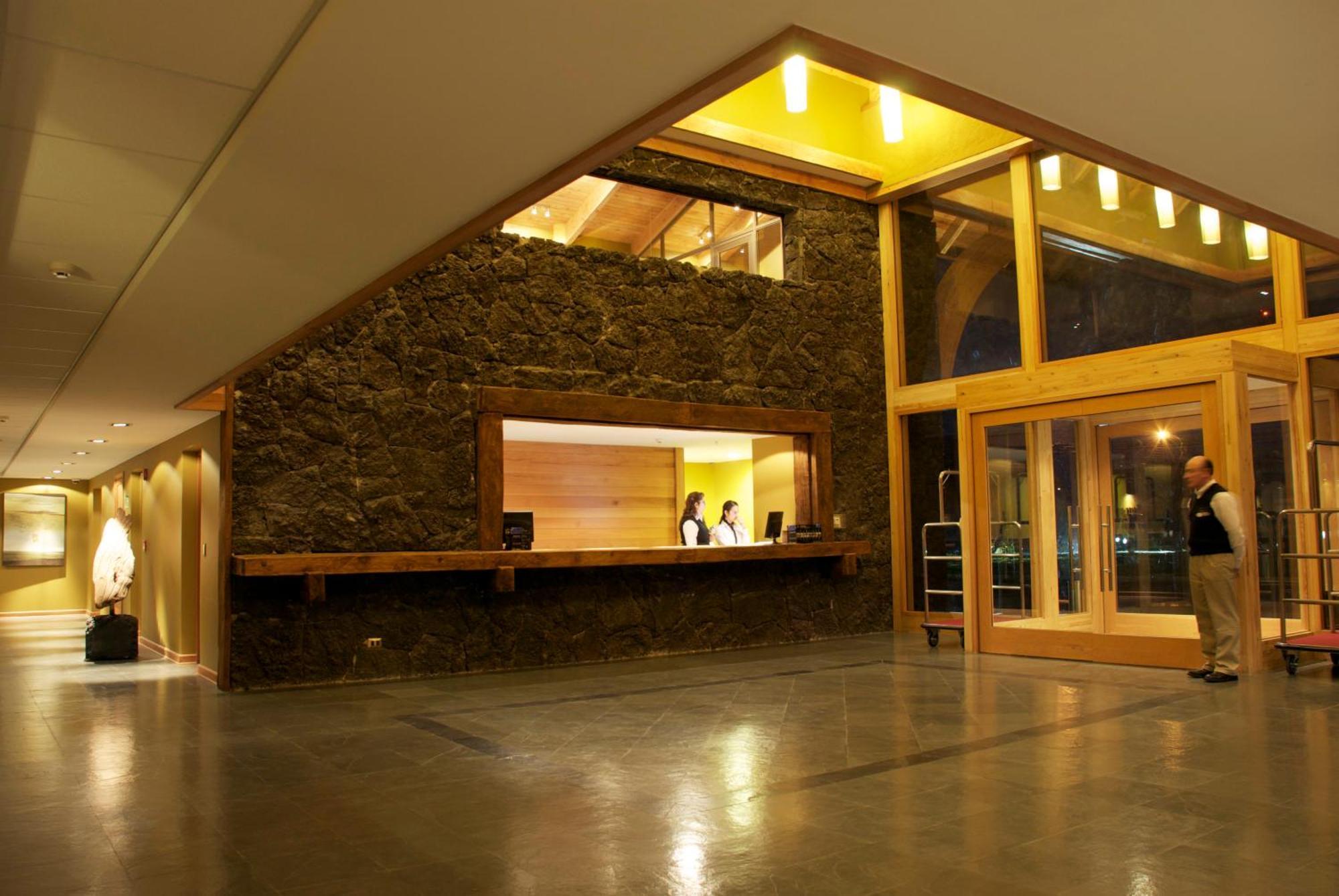 Wyndham Pettra Hotel 5*