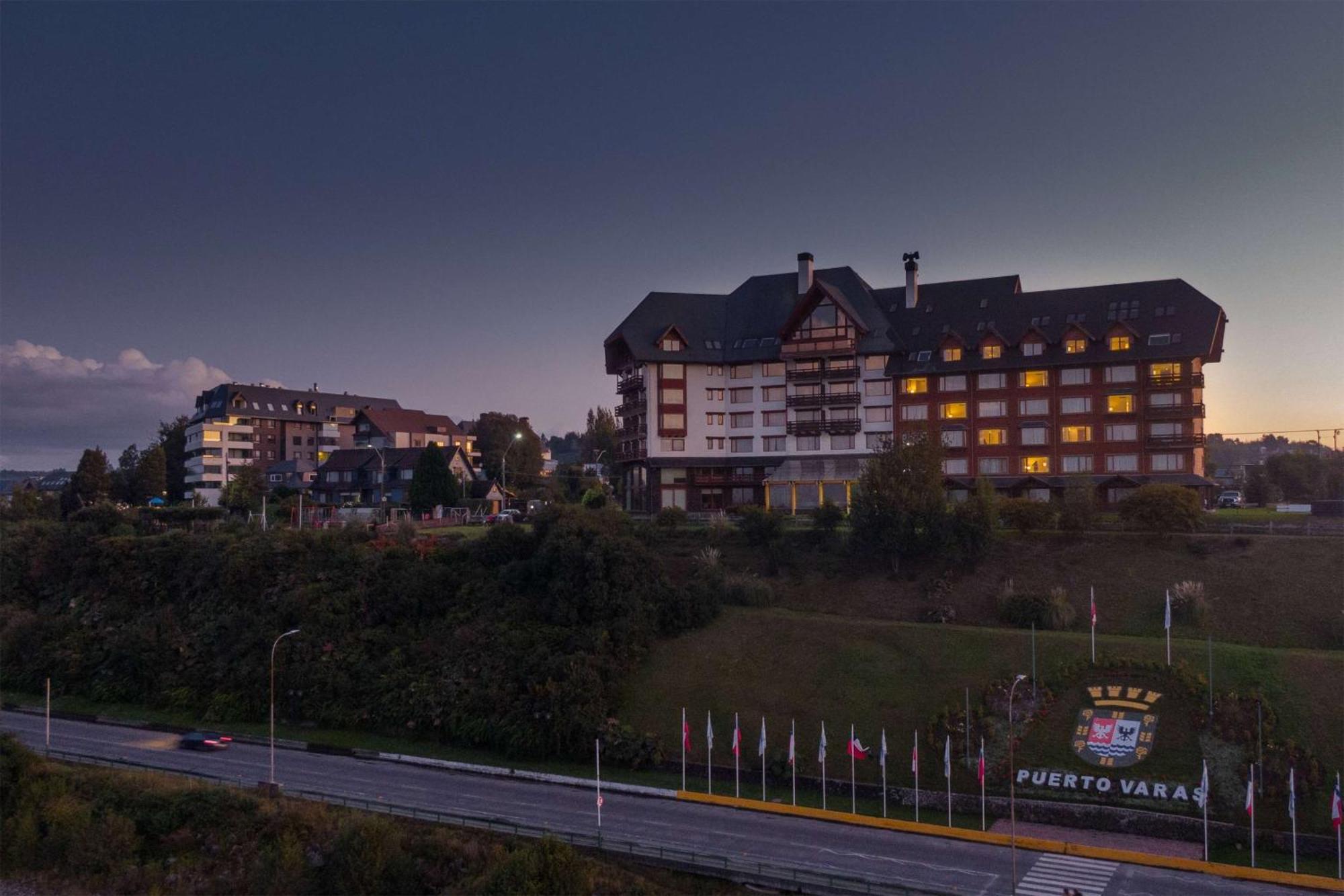 Wyndham Pettra Hotel Puerto Varas