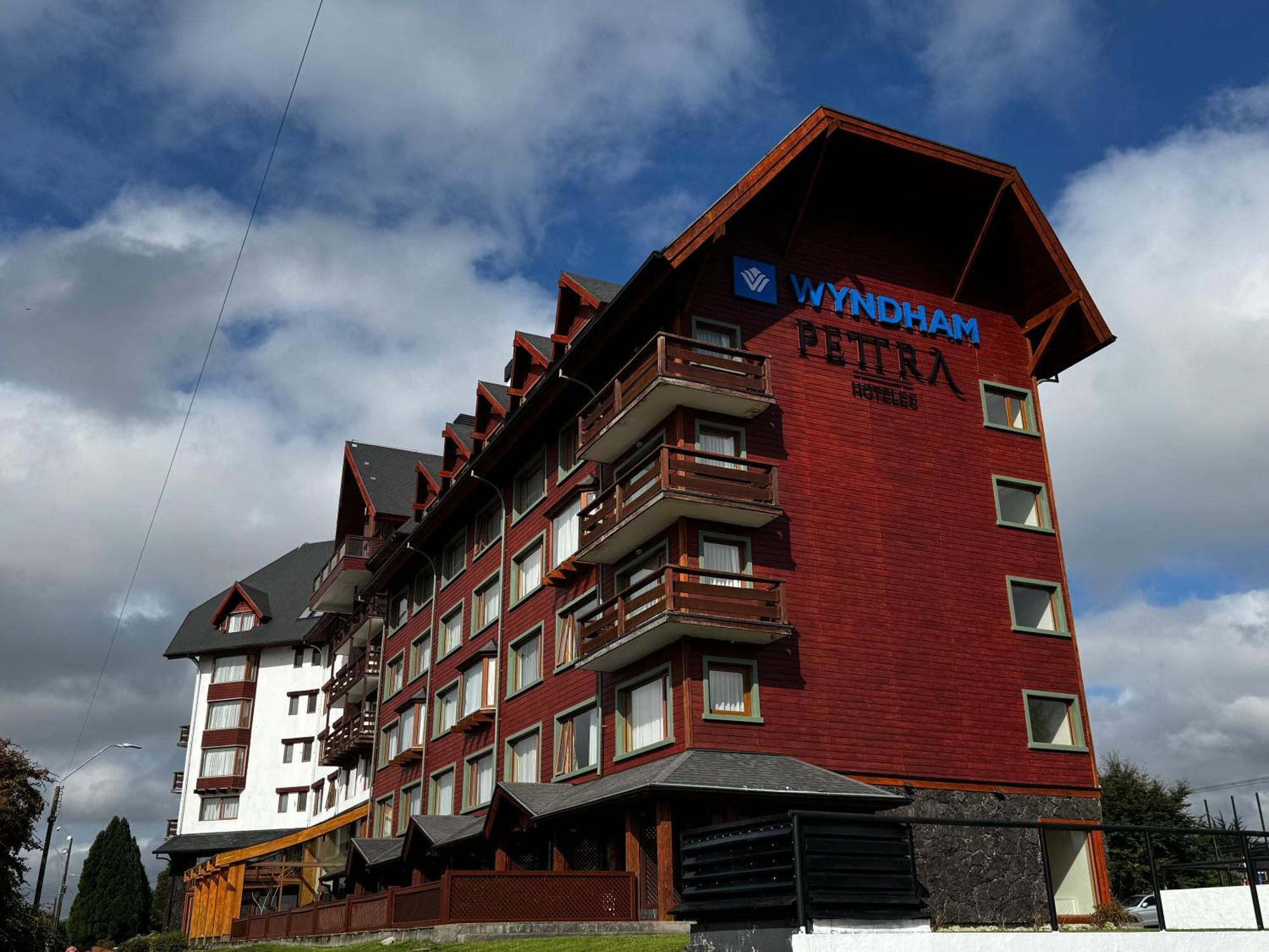 Hotel Wyndham Pettra