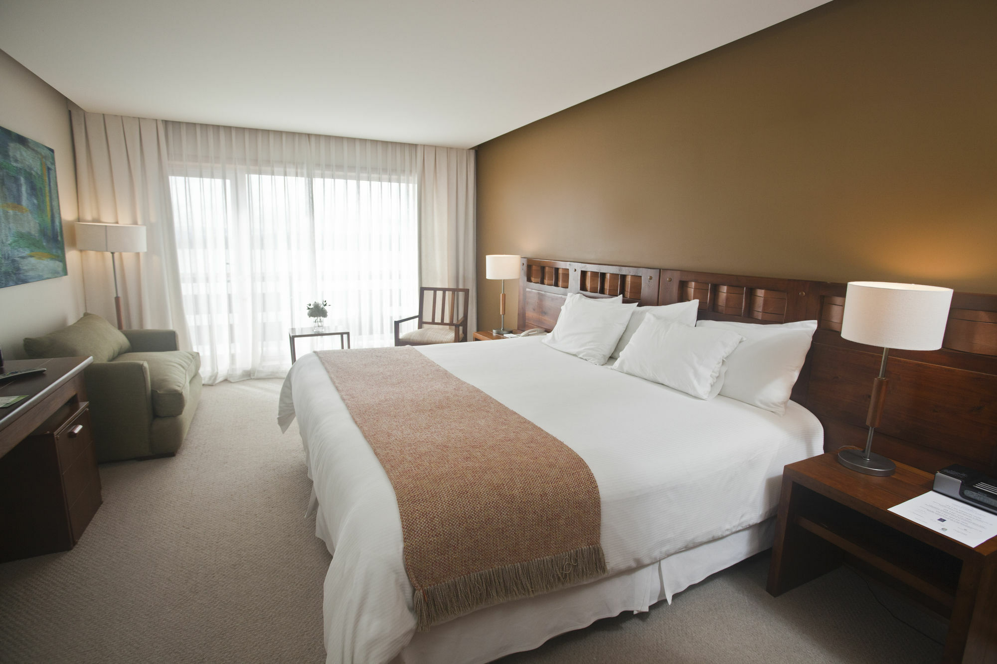 Wyndham Pettra
